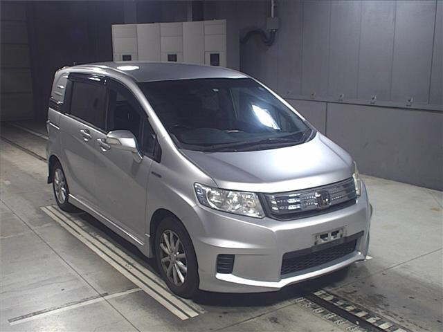 70245 Honda Freed GP3 2011 г. (JU Gifu)