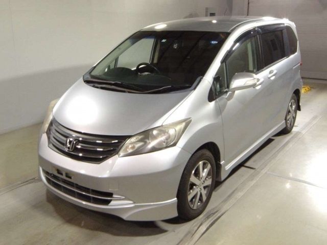 7100 Honda Freed GB3 2011 г. (TAA Tohoku)