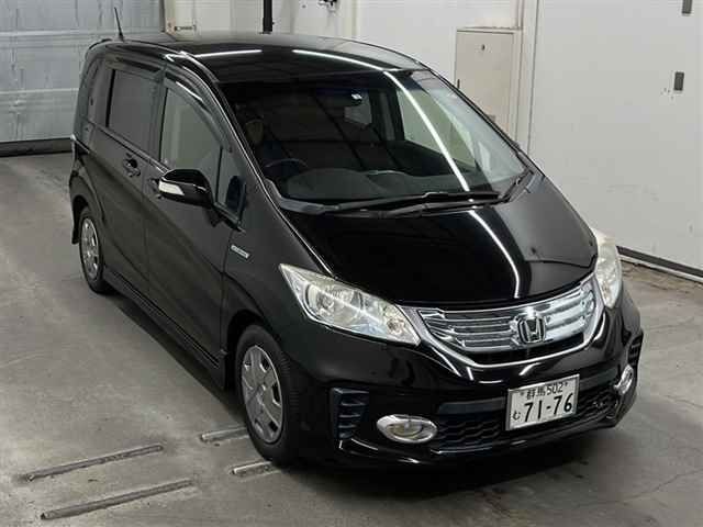 75192 Honda Freed GP3 2014 г. (MIRIVE Saitama)