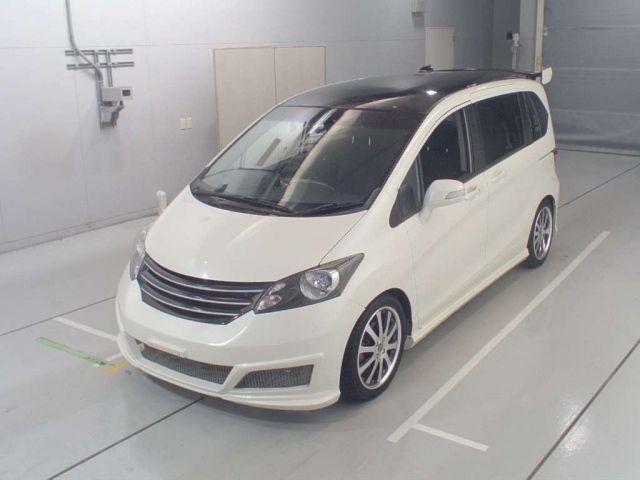 90434 Honda Freed GB3 2011 г. (CAA Chubu)