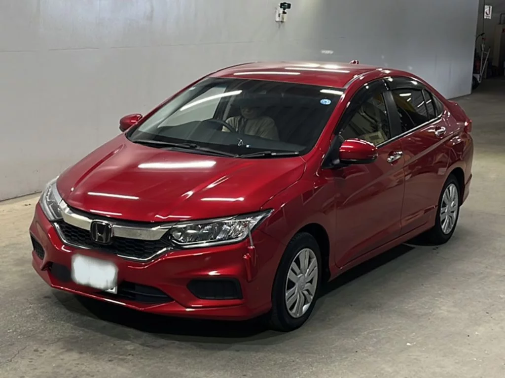 Honda Grace GM6 2020