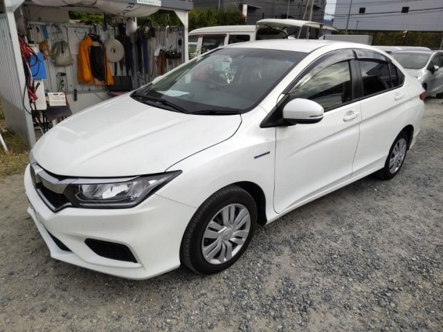 4407 Honda Grace GM4 2017 г. (LUM Fukuoka Nyusatsu)