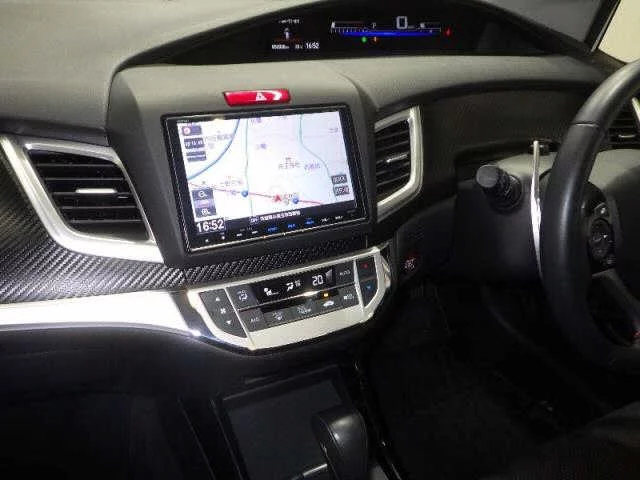 Honda Jade FR5 2020
