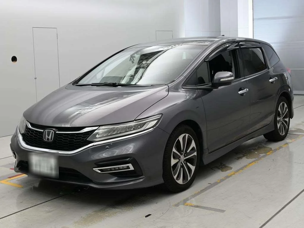 Honda Jade FR5 2019