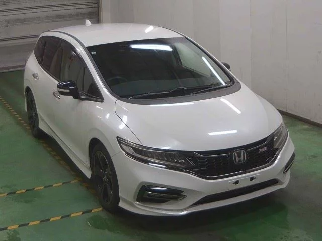 Honda Jade FR5 2019