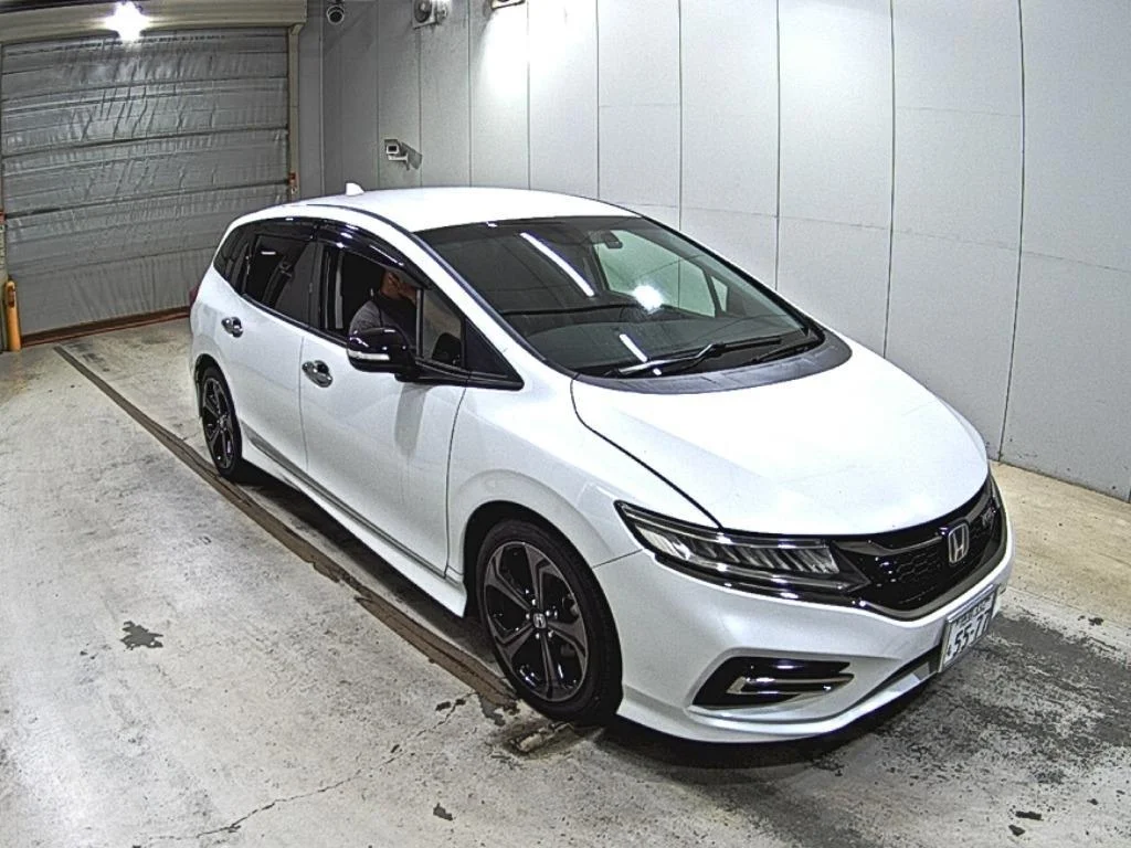 Honda Jade FR5 2018