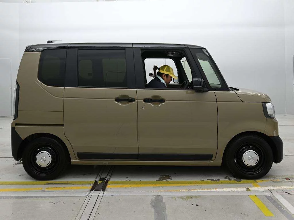 Honda N-Box JF5 2025