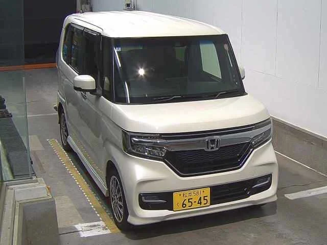 Honda N-Box JF4 2018