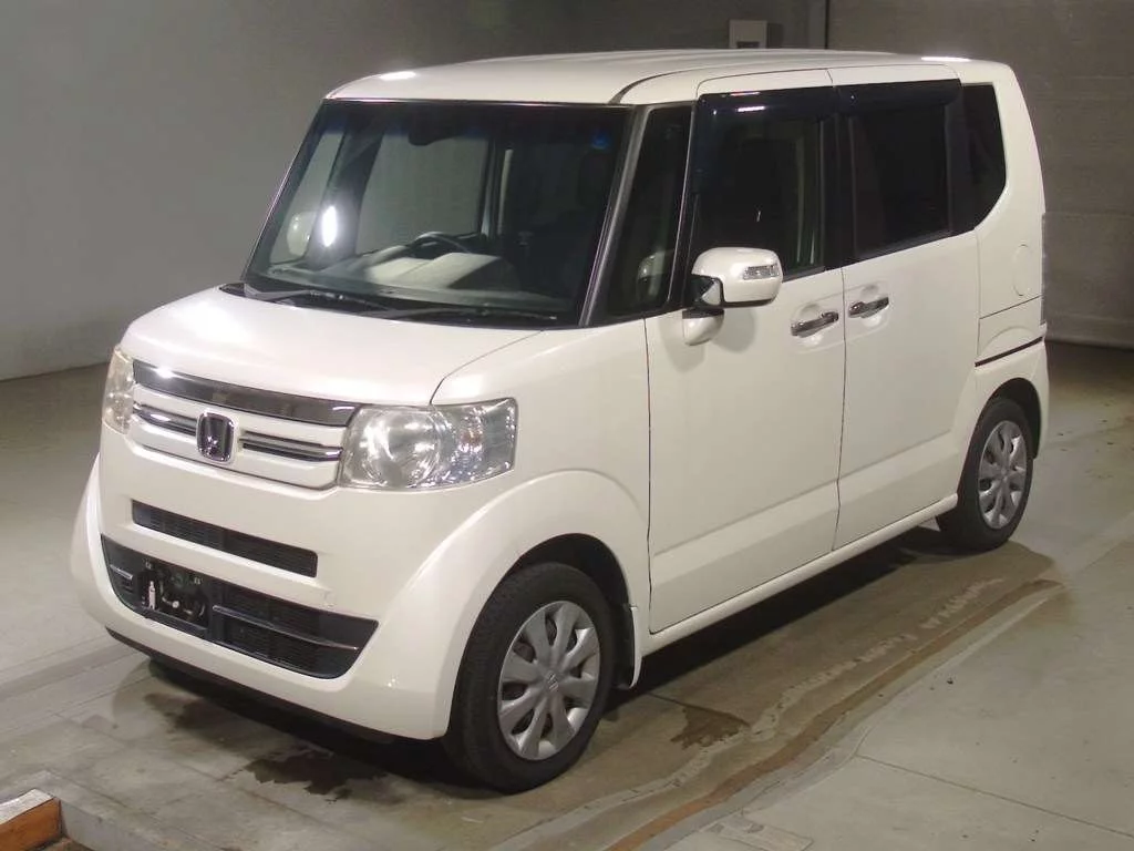 Honda N-Box JF1 2024