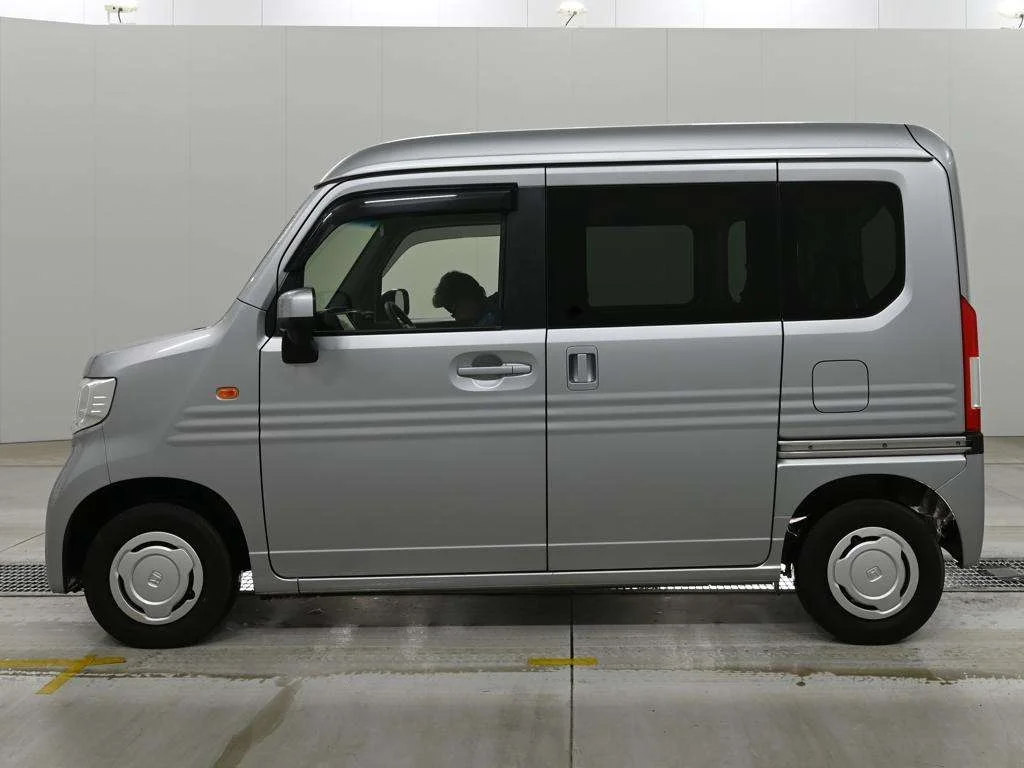 Honda N-Van JJ1 2020