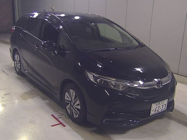 55156 Honda Shuttle GK8 2016 г. (Honda Nagoya)