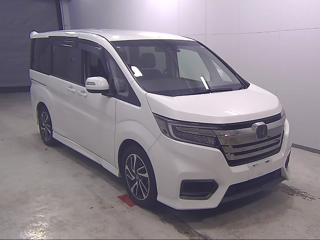 Honda Stepwgn RP3 2019