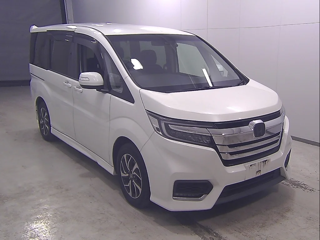 Honda Stepwgn RP3 2019