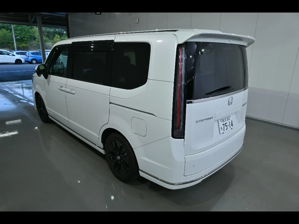 Honda Stepwgn RP6 2022