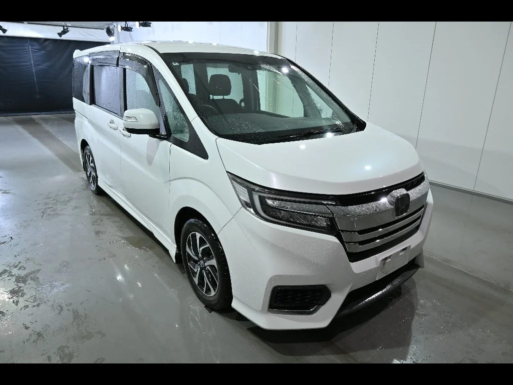 Honda Stepwgn RP3 2020