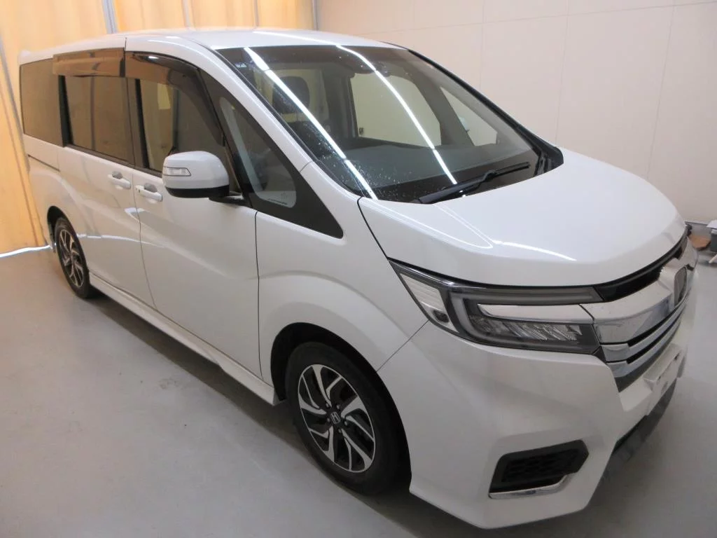Honda Stepwgn RP3 2019