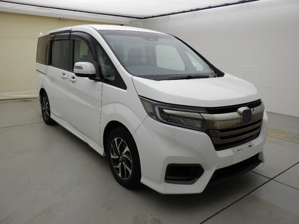 Honda Stepwgn RP4 2021