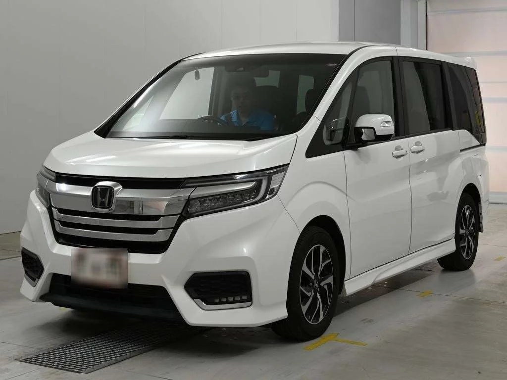 Honda Stepwgn RP3 2018