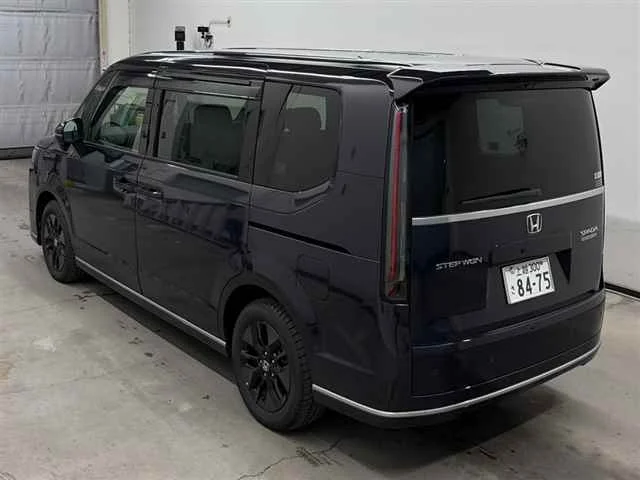 Honda Stepwgn RP7 2023
