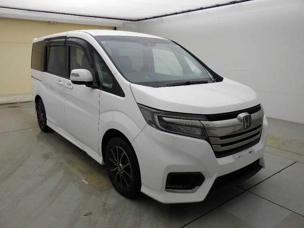 Honda Stepwgn RP4 2021
