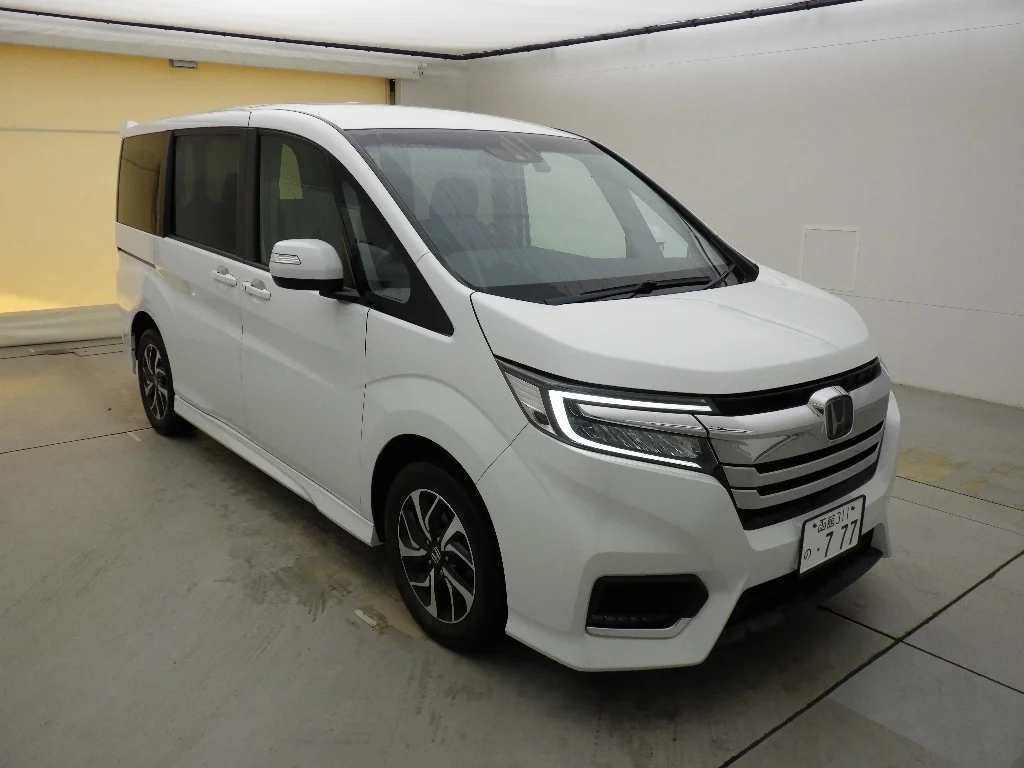 Honda Stepwgn RP4 2019