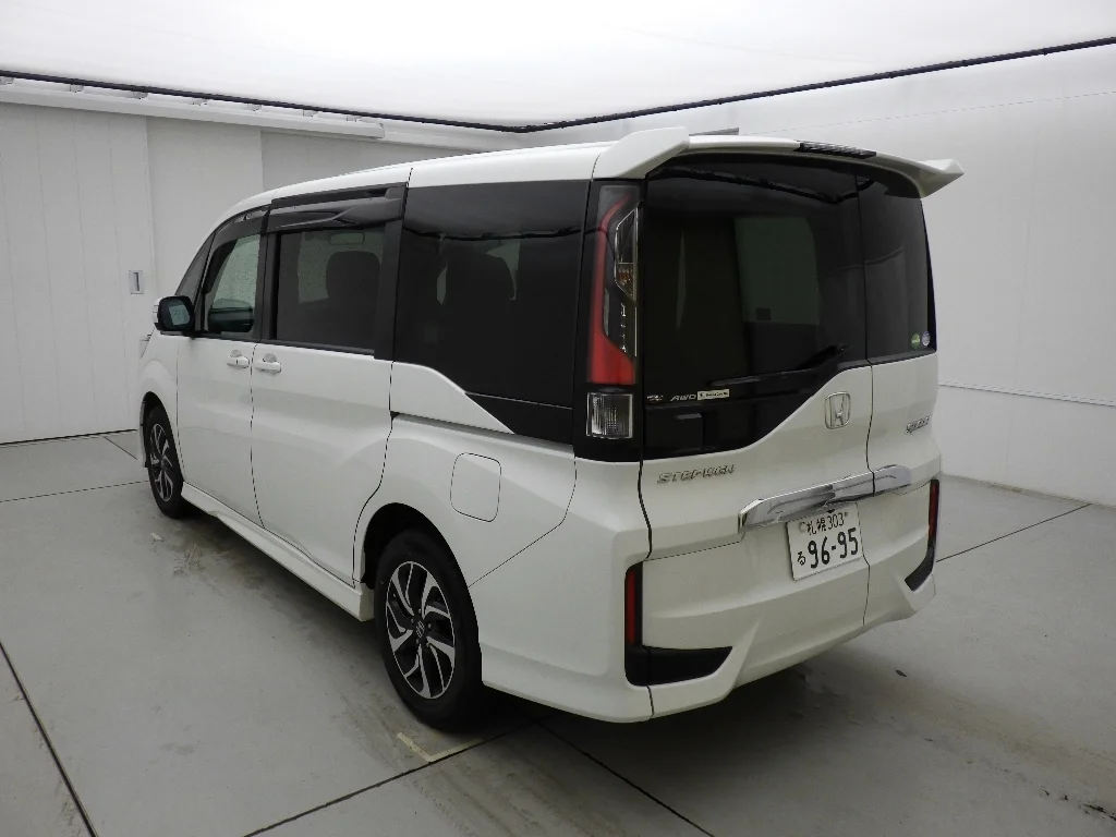 Honda Stepwgn RP4 2020
