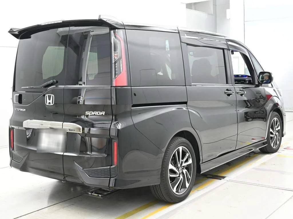 Honda Stepwgn RP3 2022
