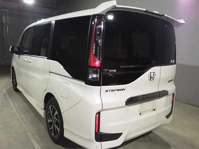 Honda Stepwgn RP3 2019