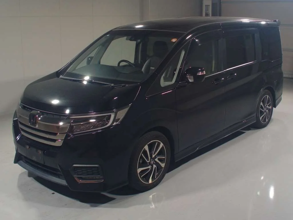 Honda Stepwgn RP3 2018
