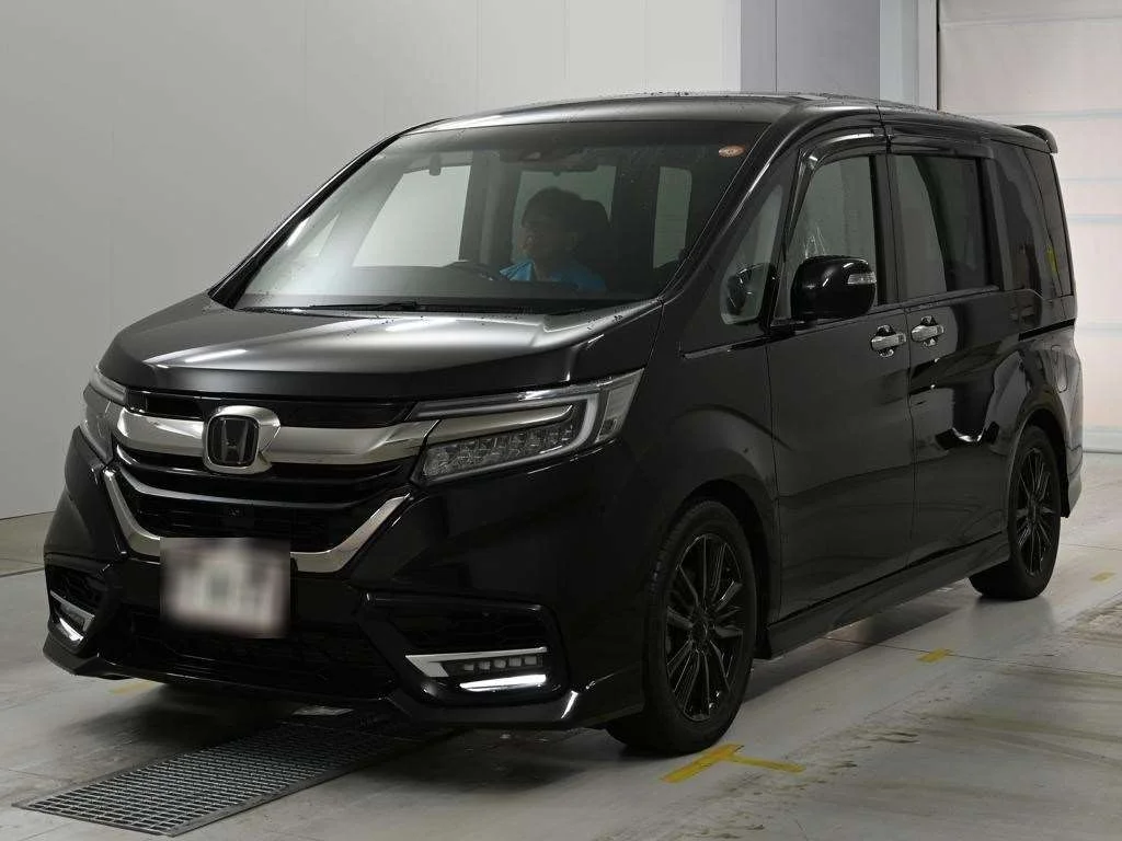 Honda Stepwgn RP3 2019