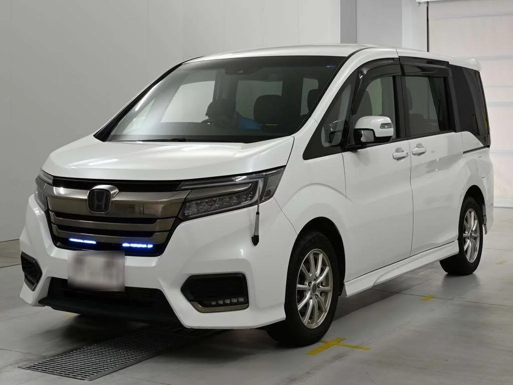 Honda Stepwgn RP4 2021