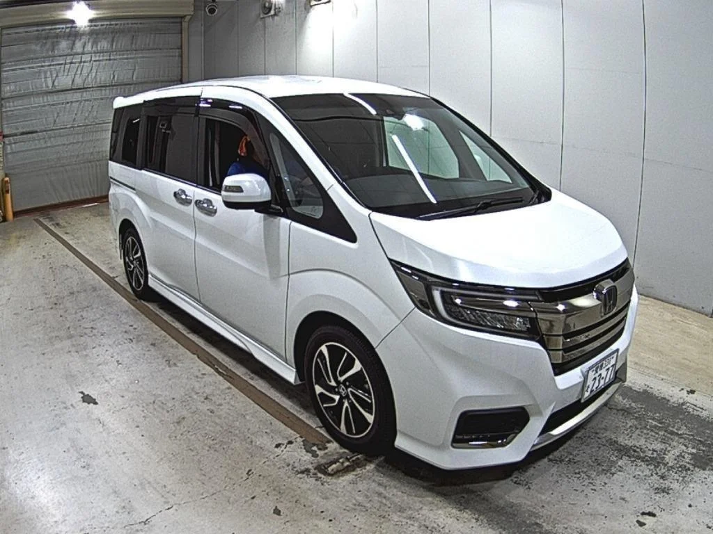 Honda Stepwgn RP3 2020
