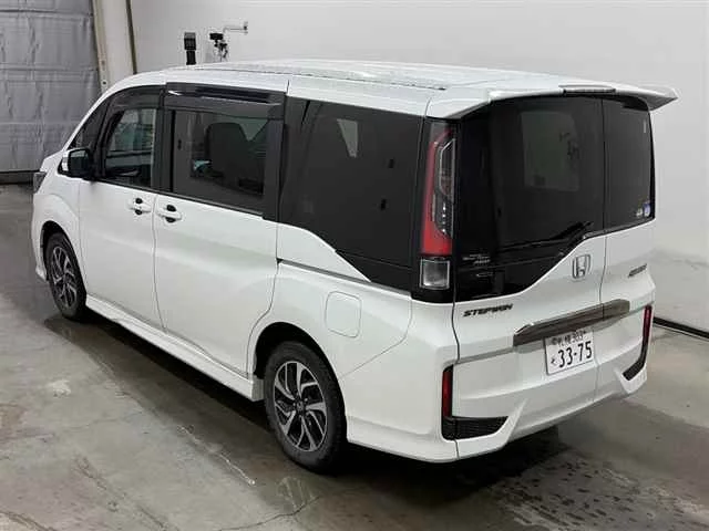 Honda Stepwgn RP4 2020