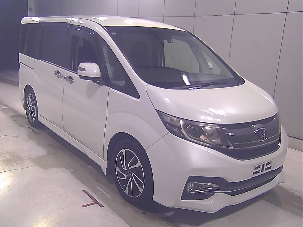 Honda Stepwgn RP3 2018
