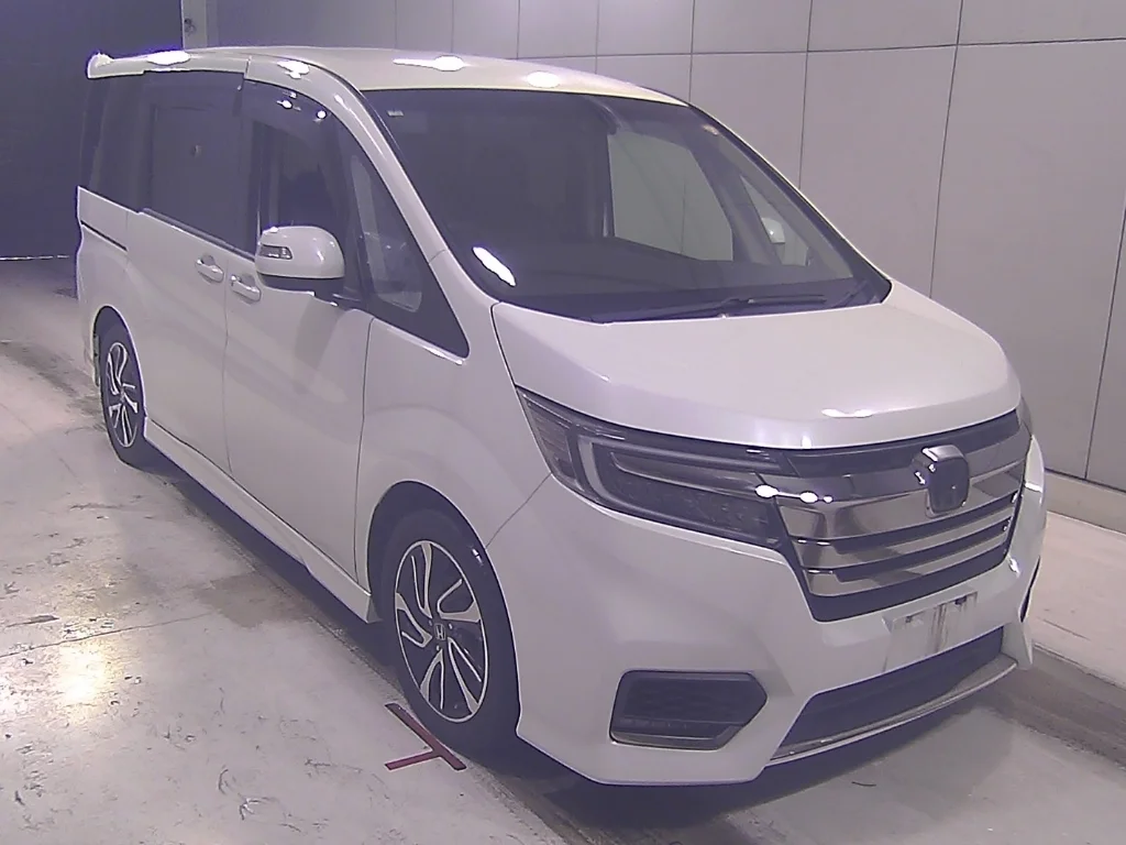 Honda Stepwgn RP3 2018