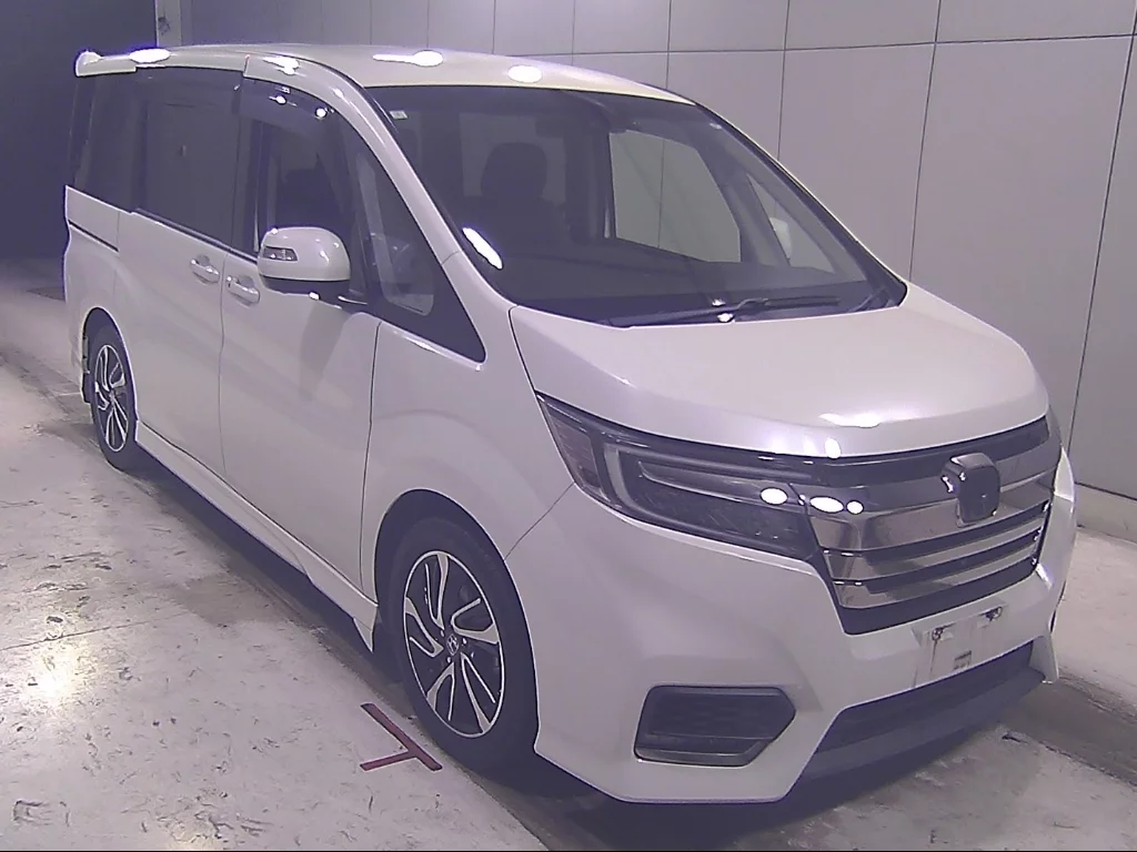 Honda Stepwgn RP3 2018