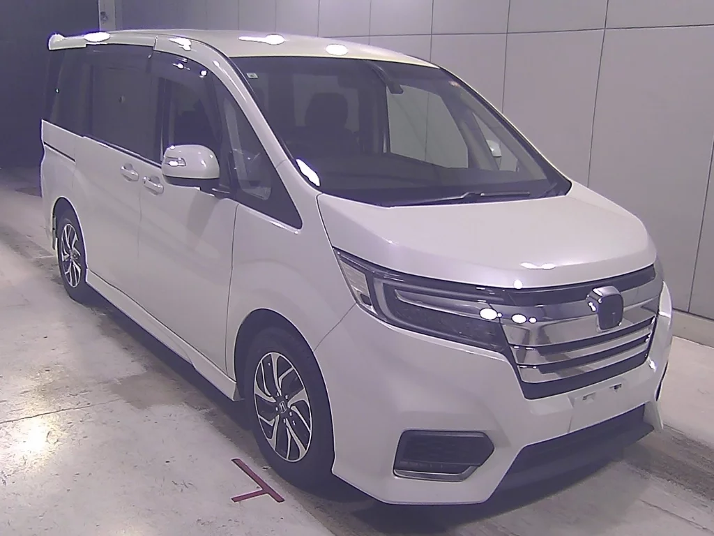 Honda Stepwgn RP3 2019