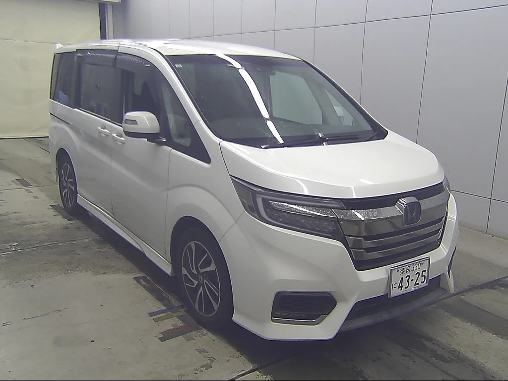 Honda Stepwgn RP3 2019