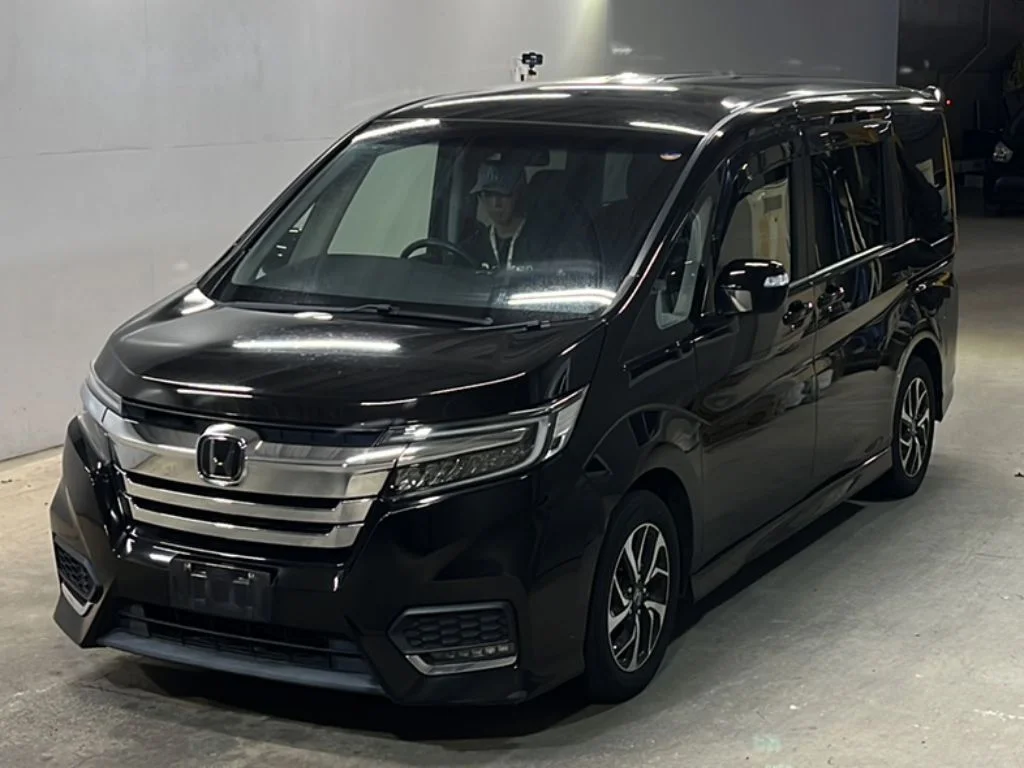 Honda Stepwgn RP3 2018