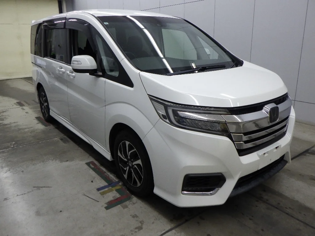Honda Stepwgn RP3 2018