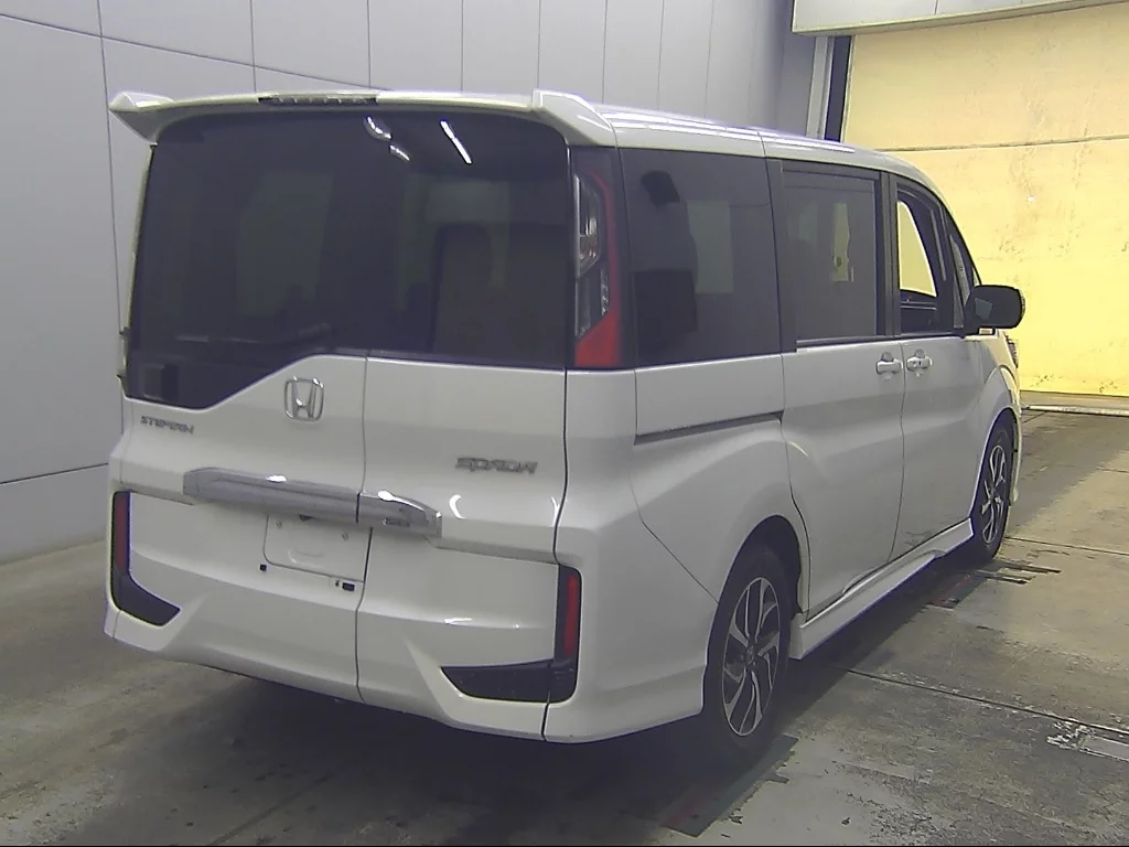 Honda Stepwgn RP3 2021