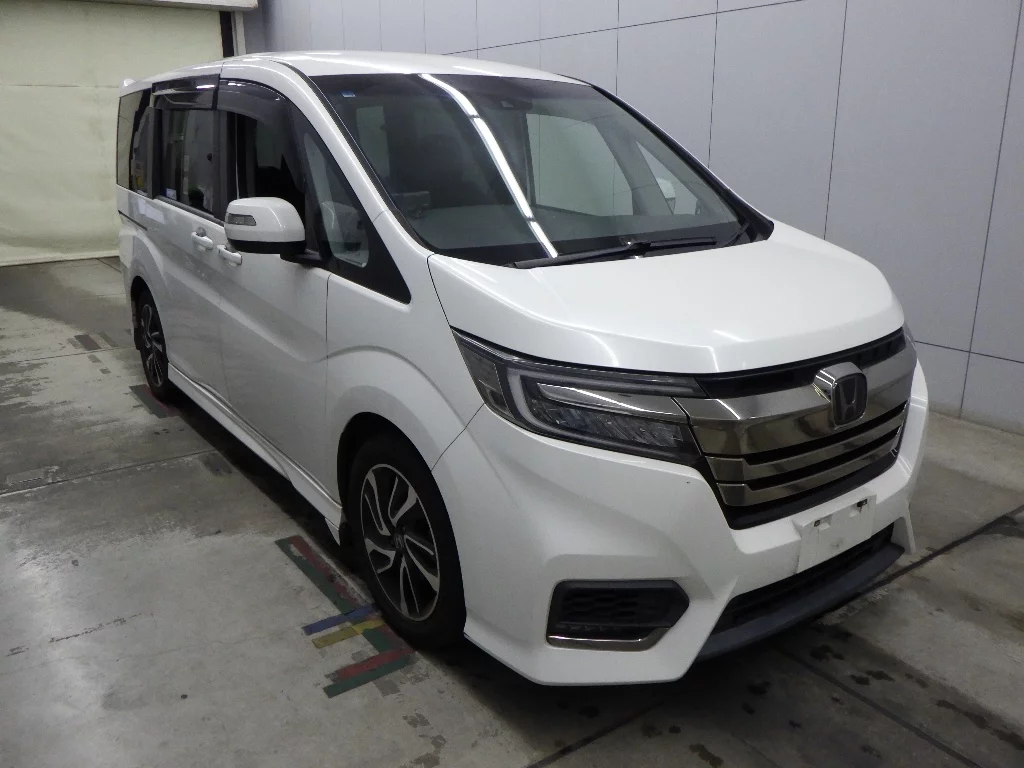 Honda Stepwgn RP3 2018