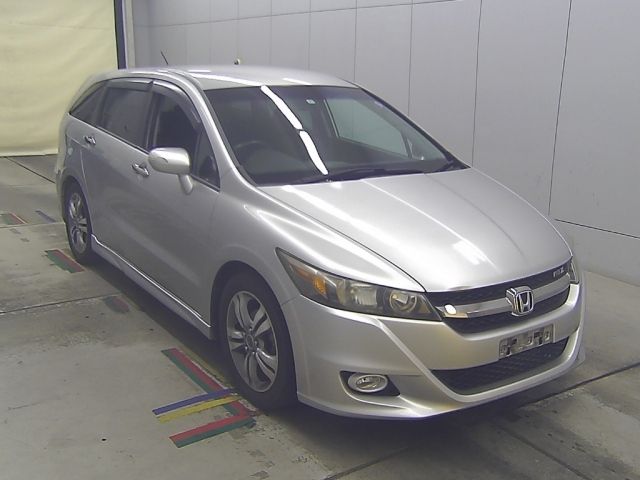 70149 Honda Stream RN6 2011 г. (Honda Kansai)