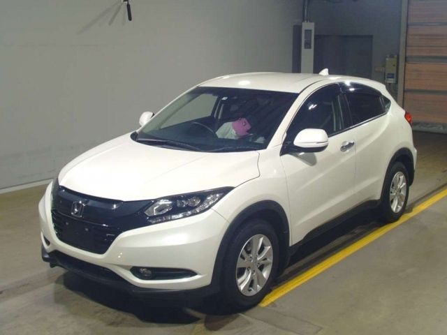 12400 Honda Vezel RU1 2017 г. (TAA Yokohama)