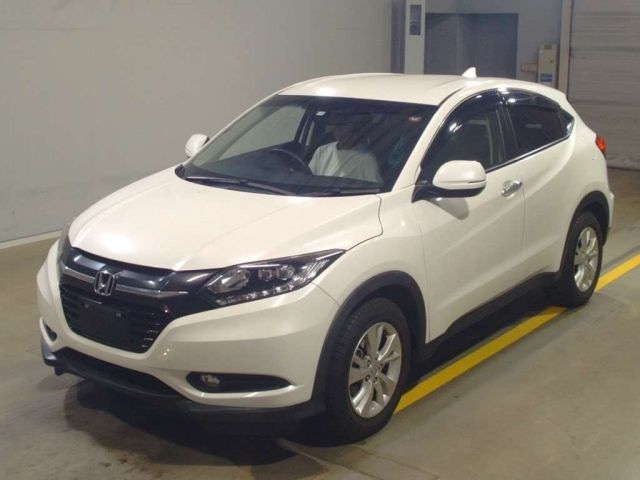 12630 Honda Vezel RU1 2015 г. (TAA Yokohama)