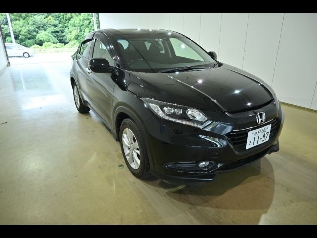 20269 Honda Vezel RU1 2017 г. (Honda Tokyo)