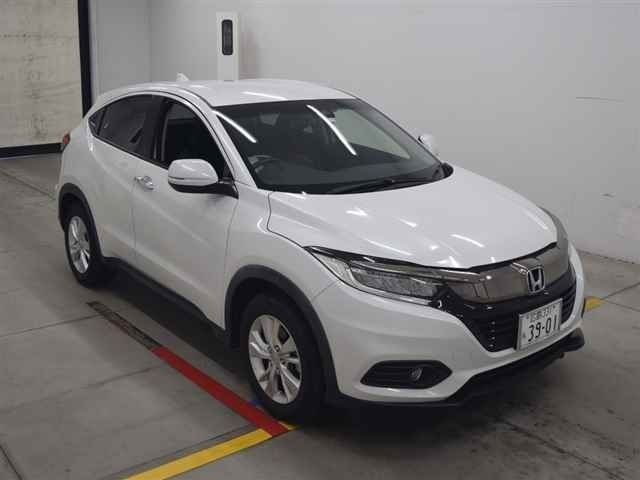 30235 Honda Vezel RU1 2018 г. (MIRIVE Osaka)