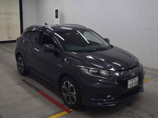 70111 Honda Vezel RU3 2014 г. (MIRIVE Osaka)