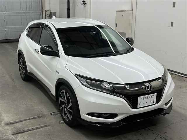 75013 Honda Vezel RU3 2016 г. (MIRIVE Saitama)