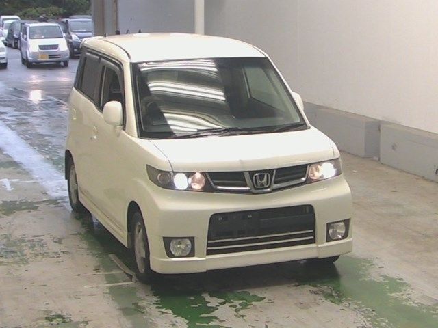 1024 Honda Zest JE1 2011 г. (ARAI Sendai)